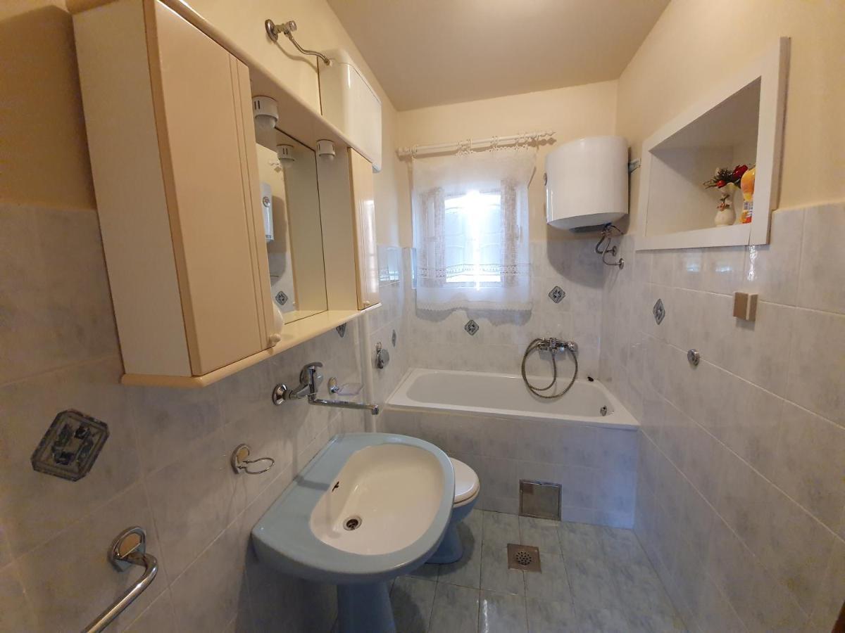 Casa Prodan Apartment Buzet Exterior photo